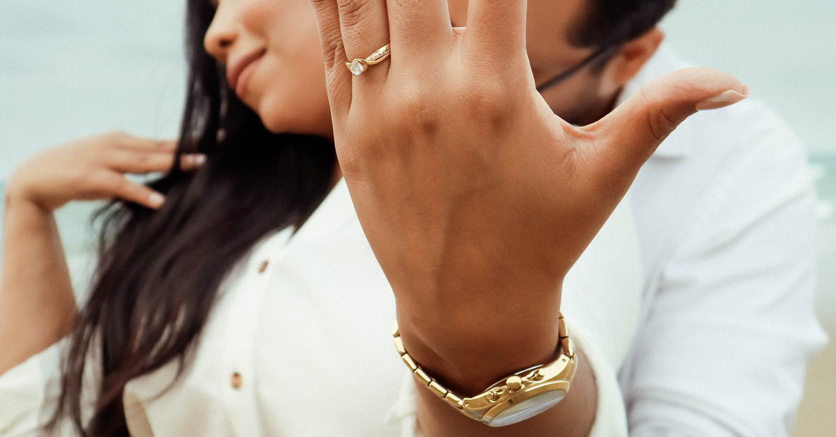 Creative Ideas for Personalised Engravings on Engagement Rings