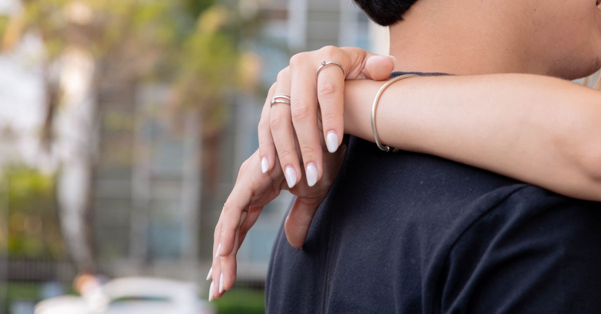 How Seasonal Sales Can Impact Your Engagement Ring Budget