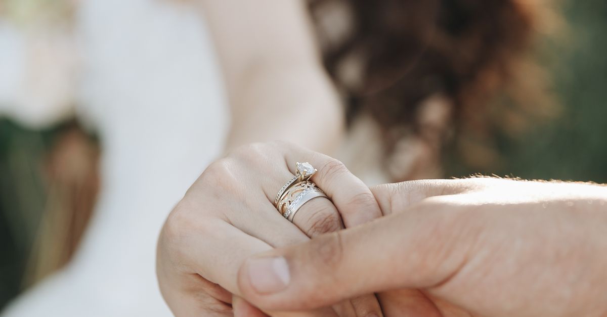 Making Sense of Diamond Grading Reports