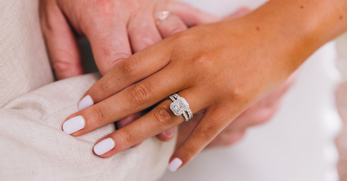 The Role of Metal Finish in Engagement Ring Aesthetics